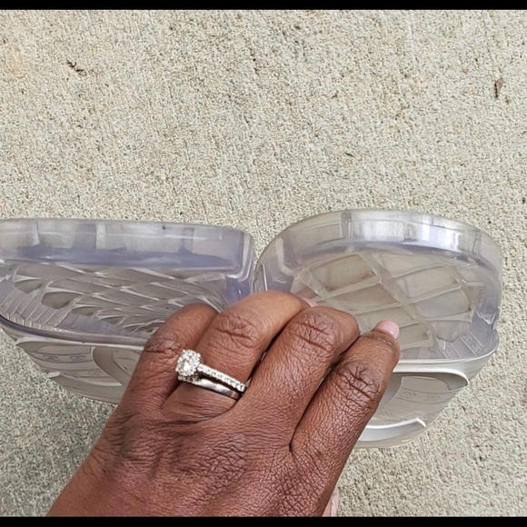 SOLD Chanel pool slides Sandals Size EU 39 - Picture 10 of 11